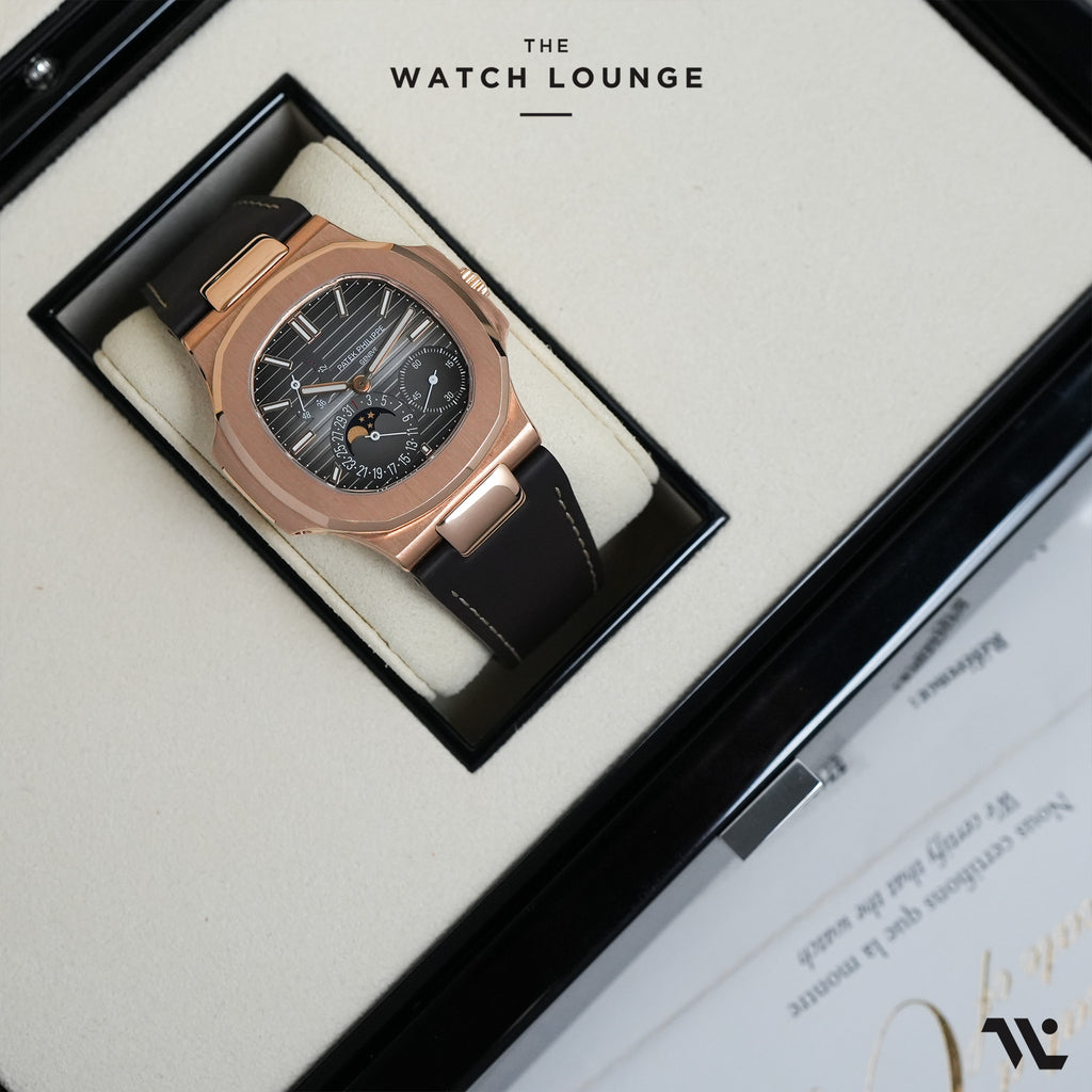 Nautilus Asymmetric Dial with Moon Phase and Power Reserve Indicators ref. 5712R