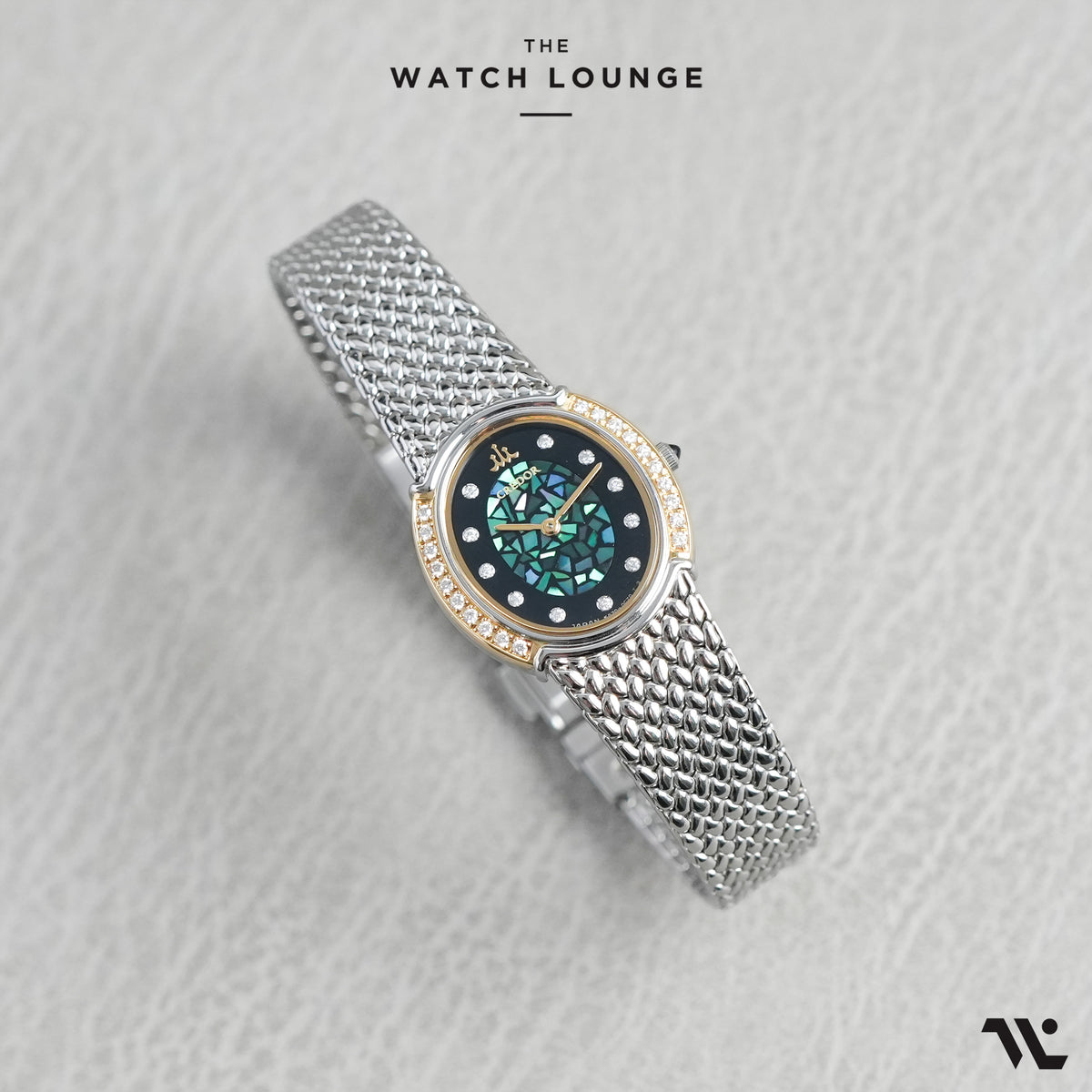 Signo Diamond Set Bezel with Green Raden Mother-of-Pearl Mosiac Dial Ref. GSWE858