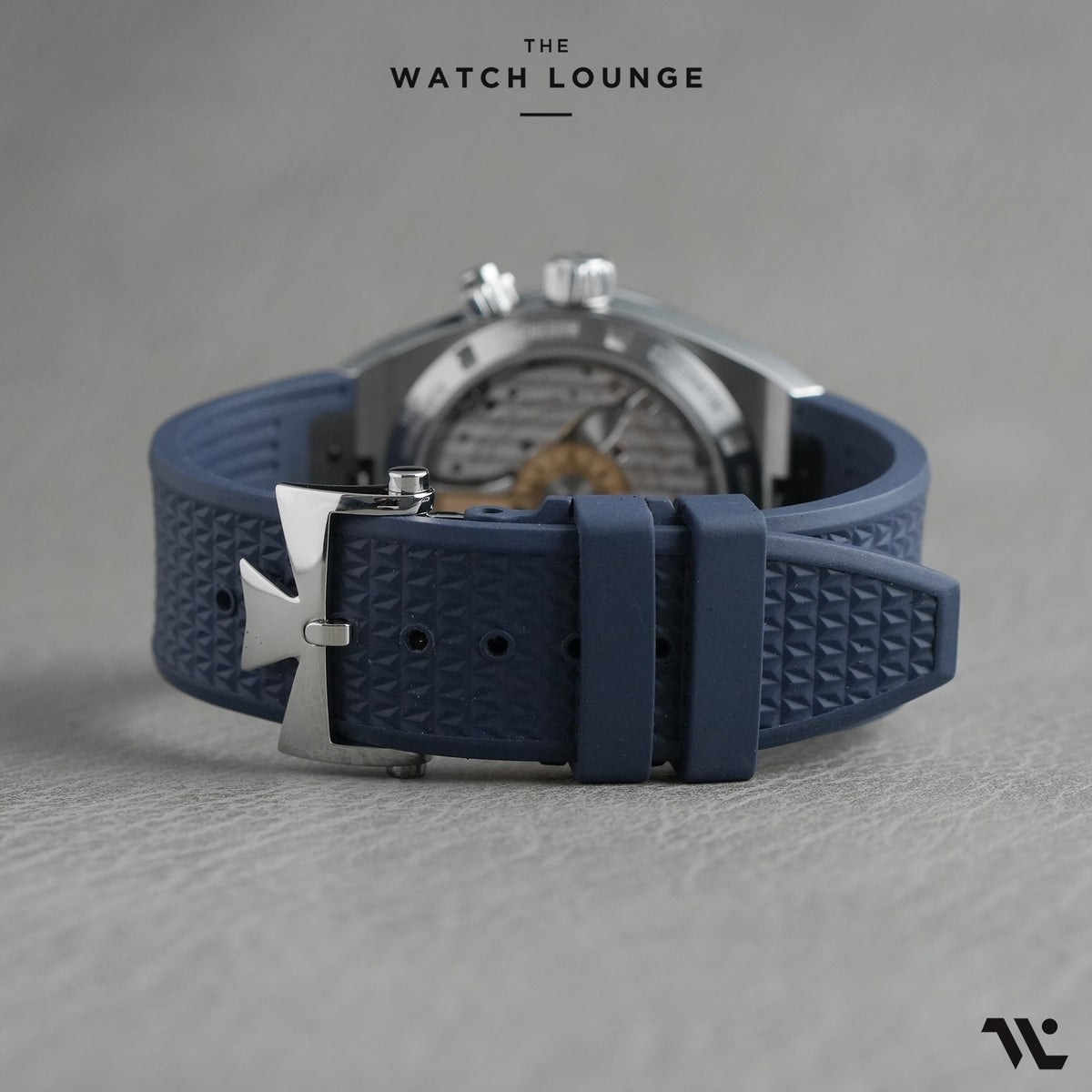 Overseas Dual Time Sunburst Blue Lacquered Dial Ref. 7900V