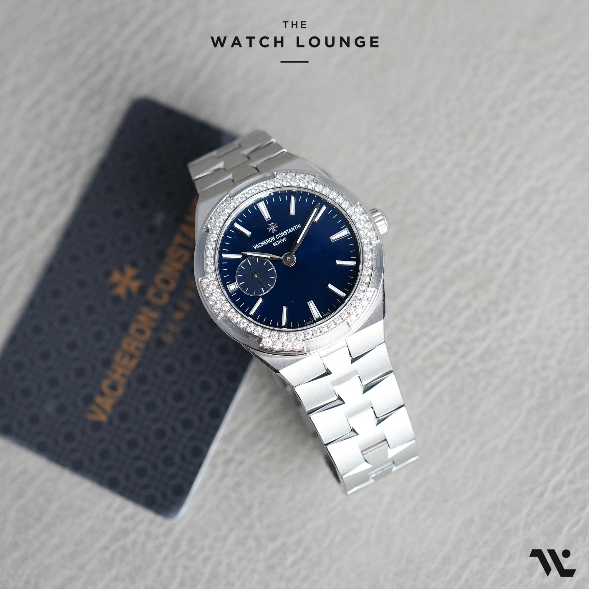 Overseas Small with Diamond-set Bezel