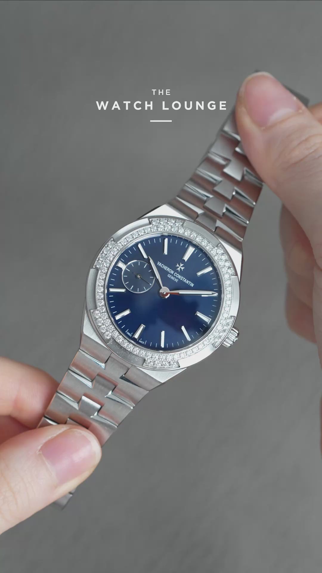 Overseas Small with Diamond-set Bezel ref. 2305V